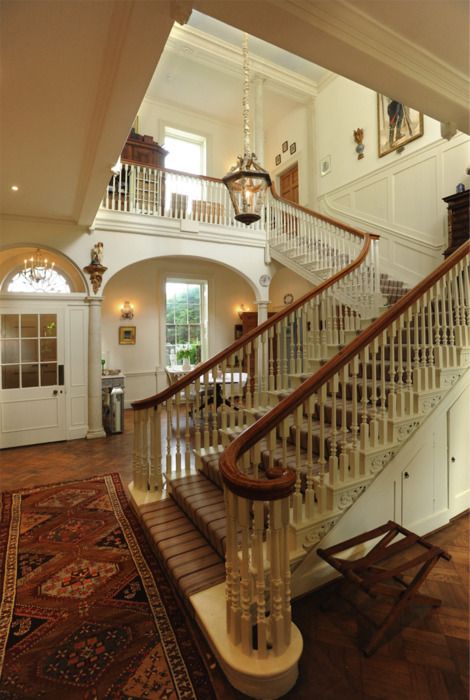 love Staircase With Two Landings, Dream Staircase, Dramatic Staircase, Split Staircase, Gorgeous Staircase, Entry Staircase, Grand Staircases, Beautiful Staircases, Elegant Staircase