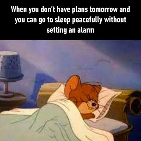 Humour, Go To Sleep Meme, Sleep Memes, Sleep Quotes Funny, Sleep Meme, Funny Faces Quotes, Face Quotes, Motivation Text, Crazy Jokes