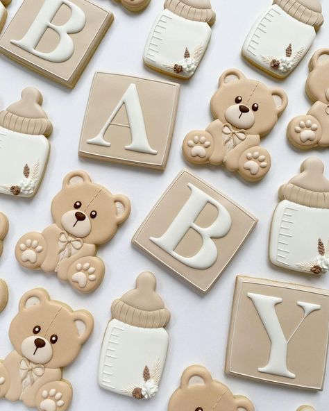 Teddy Bear Baby Shower Cookies!!🤍🧸 This theme has been so popular and I am loving it! How cute are these little teddy bear cookies?!… | Instagram Teddy Bear Baby Shower Cookies, Bear Baby Shower Cookies, Baby Shower Cookies Neutral, Baby Shower Oso, Teddy Bear Baby Shower Theme, Gateau Baby Shower, Baby Shower Themes Neutral, Deco Baby Shower, Teddy Bear Cookies