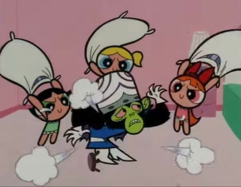 Mojo Jojo tells the girls a bedtime story when the Professor was at his night out. But it didn’t turn out the way he expected. Blossom Ppg, Mojo Jojo, The Professor, Bedtime Story, Puff Girl, Random Art, Power Girl, Weird World, Bedtime Stories