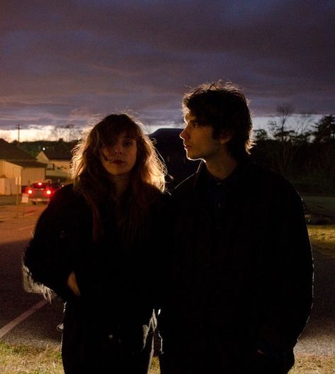 Beach House | Pitchfork House Music, Beach House Music, Beach House Band, Victoria Legrand, Youtube Photography, Mazzy Star, Band Photography, Dream Pop, Musical Band