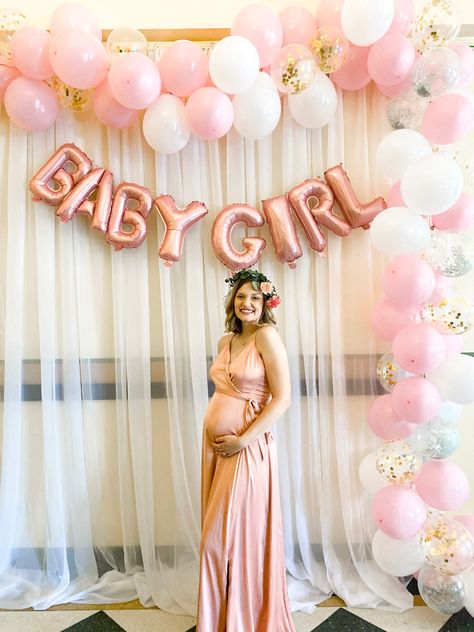 Simple Baby Shower Backdrop Girl, Baby Shower Decorations Girl Simple, Balloon Garland And Backdrop, Baby Girl Shower Balloon Arch, Backdrop For Baby Shower Girl, Balloon Arch Baby Shower Girl, Simple Baby Shower Ideas Girl, Pink And White Baby Shower Ideas, Ideas Para Baby Shower De Nina Decoracion