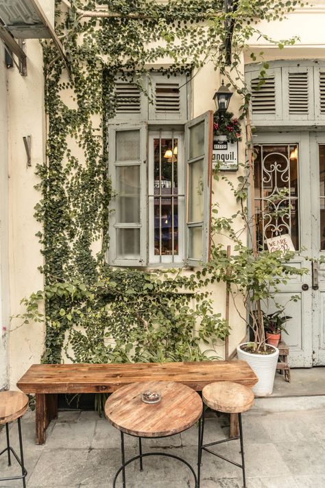 Cafe With Balcony, Old Cafe Aesthetic, Cute Cafe Exterior, Small Cafe Aesthetic, Cosy Cafe Interior, Vintage Cafe Aesthetic, Cute Cafe Interior, Parisian Cafe Aesthetic, French Cafe Aesthetic