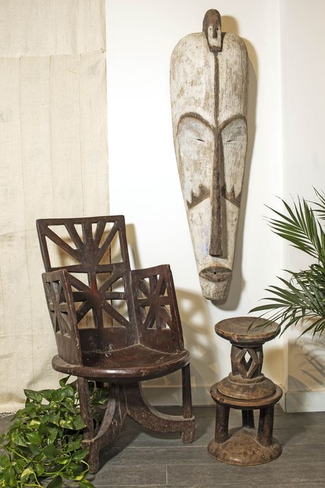 Hemingway Gallery only purchases pieces from artists or owners that we approve of historically and aesthetically. African Stool, Low Seating, Indigo Cloth, African Furniture, African Architecture, Painted Stools, Fantasy Furniture, African Home Decor, Boho Modern