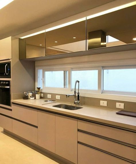 kitchen cabinets decorations ideas Kitchen Design Ideas 2023, Kitchen Wall Design, Kitchen Cabinetry Design, Kitchen Window Design, Simple Kitchen Design, Modern Kitchen Cabinet Design, Kitchen Design Modern Small, Sleek Kitchen, Modern Kitchen Interiors