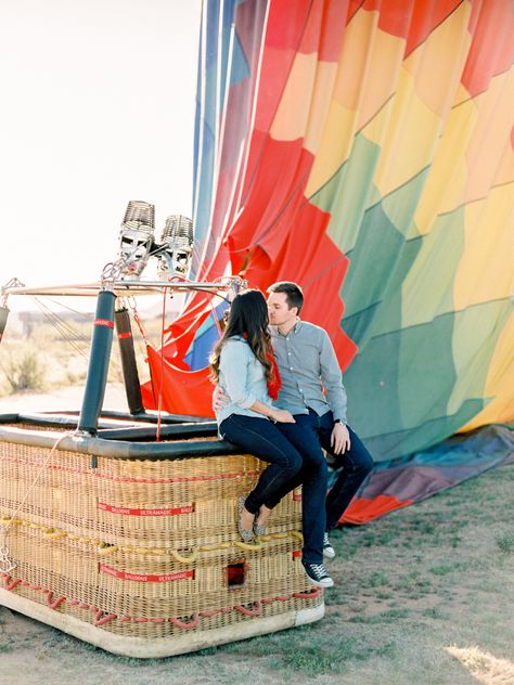 Balloon Engagement Pictures, Hot Air Balloon Engagement, Balloon Proposal, Engagement Brunch, Hot Air Balloons Photography, Hot Air Balloon Wedding, Balloon Lanterns, Turkey Photography, Balloon Pictures