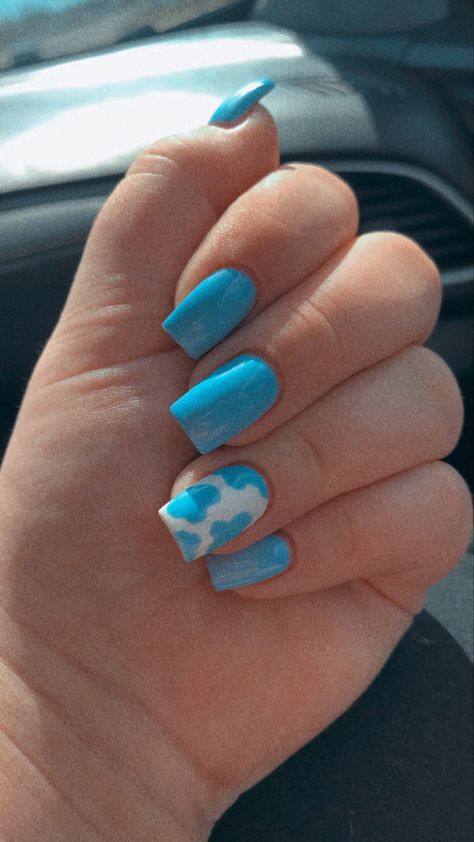 Light Blue Nails Cow Print, Cow Print Blue Nails, Dark Blue Cow Print Nails, Blue Nails Western, Light Blue Western Nails, Blue Cow Print Nails Acrylic, Light Blue Cow Print Nails, Blue Nails With Cow Print, Western Nails Blue