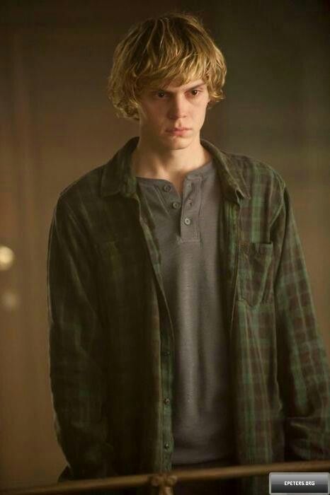 American Horror Stories, Tate Langdon Style, Tate Langdon Outfit, Evan Peters Tate Langdon, Evan Peters Tate, Evans Peter, American Horror Story Quotes, Evan Peters American Horror Story, Tate And Violet