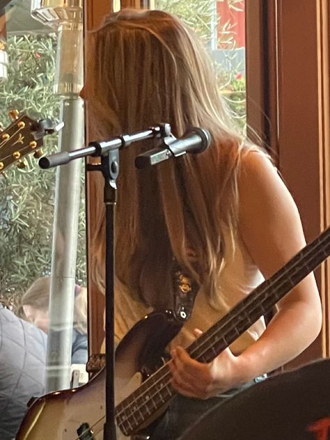 Jazz Bass Aesthetic, Bassist Aesthetic Girl, Musician Girl Aesthetic, Electric Bass Guitar Aesthetic, Bass Girl Aesthetic, Playing Bass Aesthetic, Band Girl Aesthetic, Double Bass Aesthetic, Girl Band Aesthetic