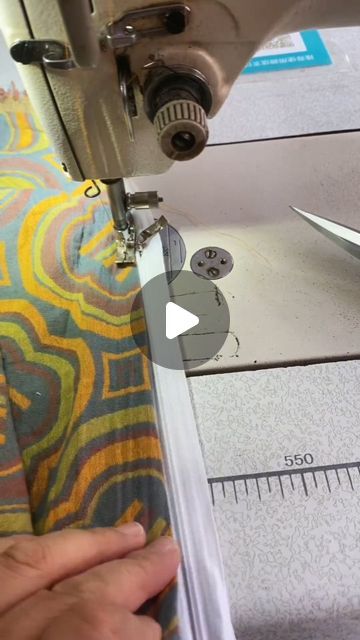 mixdiversity on Instagram: "The easiest way for sewing the zipper 😍

 #sewing
#sewersgonnasew
 #pocketmontage

 #technical

 #sewingtechnique

 #learn

 #learntoo

 #brasemade

 #wewedid

 #tailor

 #mechanic

 #women
#SewingTeacher #SewingTeacher #practicalsewing" Instagram, Couture, Sewing, Sewing Techniques, Zipper Sewing, January 3, Zipper, On Instagram