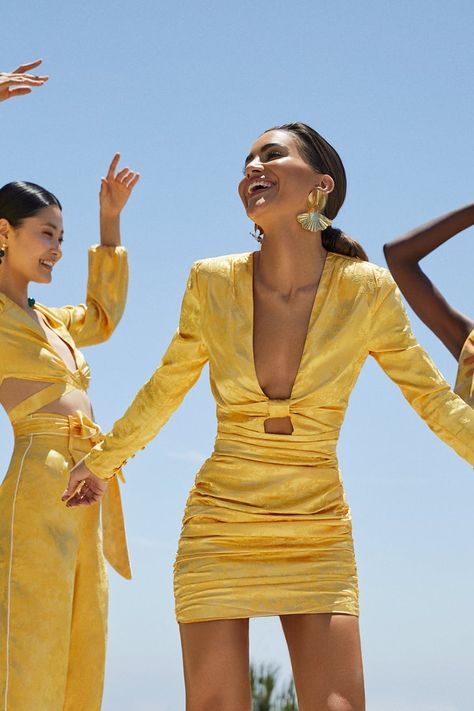 Camila Coelho’s New Revolve Collection Is Speaking Our Summer Language Date Night Outfits, Orange Outfit Summer, Revolve Outfits, Summer Date Night Outfits, Revolve Fashion, Yellow Clothing, Don't Know What To Wear, Date Night Outfit Summer, Summer Date Night