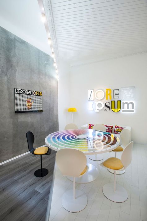 Creative Studio Office Interior Design, Graphic Studio Interior, Indoor Office Design, Pop Art Office Design, Creative Studio Interior Design, Pop Art Office Interior Design, Pop Culture Decor Interior Design, Pop Culture Interior Design, Graphic Design Office Interior