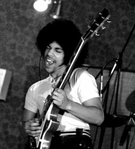 Prince Roger Nelson Tumblr, Prince Photos, Mavis Staples, Purple House, Prince Musician, Sheila E, Prince Images, Prince Tribute, Pictures Of Prince