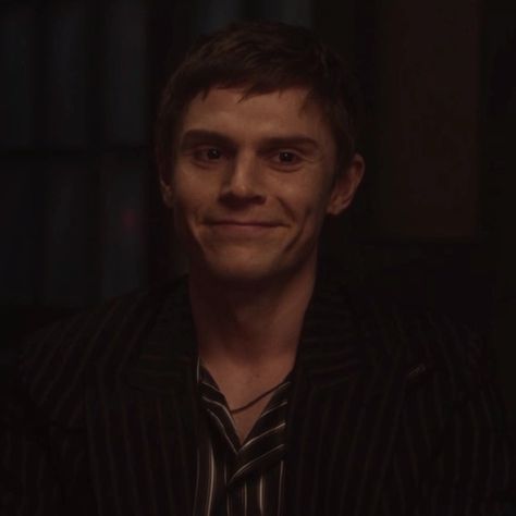 Austin Summers Ahs, Evan Peters Icons, Austin Sommers, Red Tide, American Horror Story 3, American Horror Story Seasons, Tate Langdon, Secret Lovers, Ryan Murphy