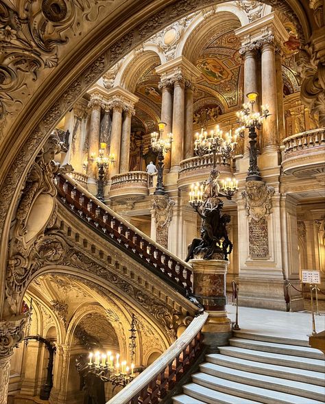 Phantom Of The Opera Opera House, Opera Astethic, Opera House Aesthetic, Opera Singer Aesthetic, Ballroom Aesthetic, Opera Aesthetic, Paris Opera House, Palais Garnier, Royal Core