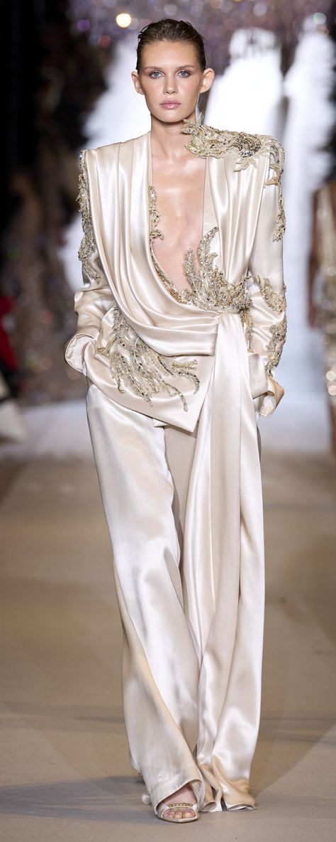 Couture, Valentin Yudashkin, Haute Couture, Stéphane Rolland, Zuhair Murad Haute Couture 2024, Couture 2024, Zuhair Murad Haute Couture, Hussein Chalayan, Angel Sanchez