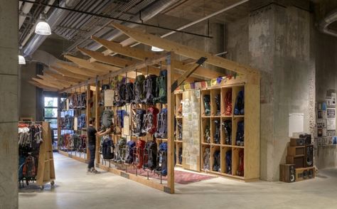 » REI Flagship store by CallisonRTKL, Washington, D.C. – USA Hunting Shop Interior, Rei Store Design, Outdoor Retail Display, Outdoor Retail Store Design, Outdoor Store Design, Sport Store Design, Rei Store, Hunting Shop, Camping Store