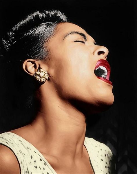 female jazz singers | Billie Holiday | Girlfriend is Better Arte Jazz, Coleman Hawkins, Lady Sings The Blues, Black Glamour, Foto Portrait, Vintage Aesthetics, Vintage Black Glamour, Billie Holiday, Rock N’roll