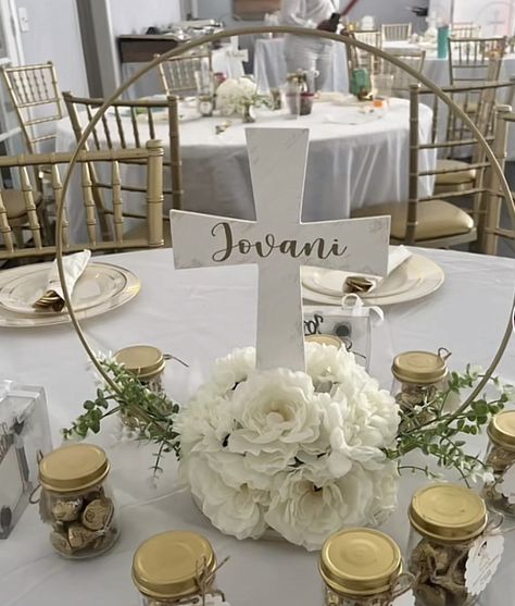 Christening Table Centerpieces, Bautizo Table Centerpieces, Communion Food Party Ideas, Confirmation Centerpieces Ideas, 1st Communion Decoration Ideas, Christening Centerpieces Girl, First Communion Centerpieces For Boys, Communion Centerpieces For Boys, 1st Communion Centerpieces