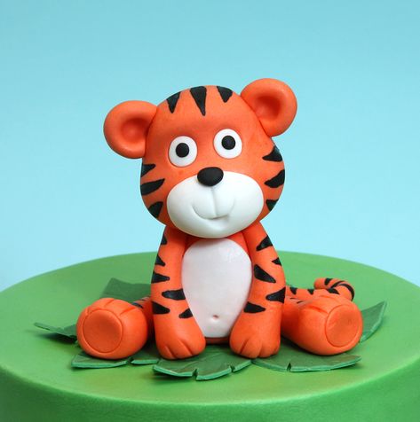 Tiger cake topper Fondant Tiger Cake Topper, Fondant Tiger Topper, Tiger Fondant Topper, Tiger Fondant, Tiger Cake Topper, Macan Tutul, Tiger Cake, Dance Cakes, Mini Torte