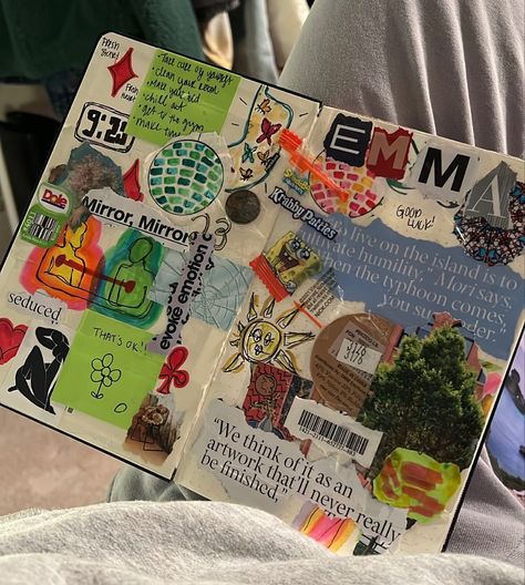 Art Book Collage, Notebook Collage Ideas, How To Scrapbook Journal, Journal Of Memories, Scrap Collage Ideas, Journal Junk Ideas, Art Journal Photography, Words For Collage, Collage Scrapbook Aesthetic