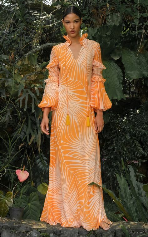 Spring 2023 Ready To Wear Runway, Fancy Maxi Dresses, Fancy Maxi, Spring Summer 2023 Fashion, Georgette Maxi Dress, Summer 2023 Fashion, Trend 2024, Maxi Dress Collection, Resort Fashion