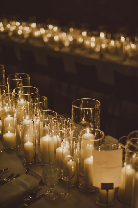 R+W | Photo by Love & Wolves Co. Candles Only Centerpiece. Candles Wedding. Centerpiece Candles Wedding, Centerpiece Candles, Candlelit Wedding, Wedding Candles Table, Mykonos Wedding, Tafel Decor, Candles Wedding, Candle Wedding Centerpieces, Gorgeous Centerpieces