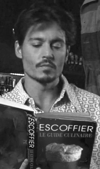 Johnny Depp Reading, John Depp, Celebrities Reading, جوني ديب, Young Johnny Depp, Here's Johnny, Groucho Marx, Johny Depp, Johnny Deep