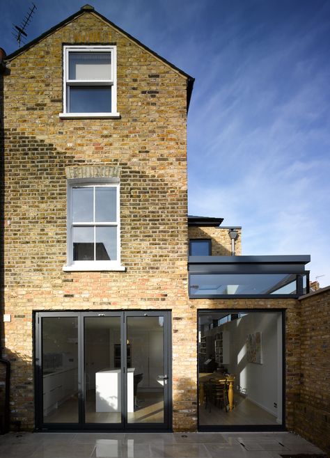 Rear #extension | Private House | Salcott Road, London SW11 Terrace Extension Ideas, Small Terraced House Extension, Terraced House Extension, Victorian House London, Extension Roof, Victorian Extension, Small Terraced House, Window Renovation, Battersea London