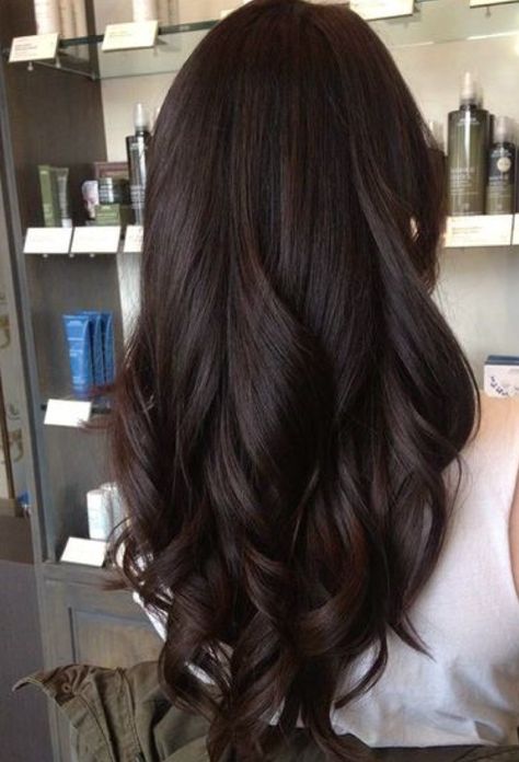 Dark Brunette Hair, Brown Hair Inspo, Hair Color Chocolate, 50 Hair, Chocolate Brown Hair, Hair Color Light Brown, Brown Hair Balayage, Dark Brown Hair Color, Brown Hair With Highlights