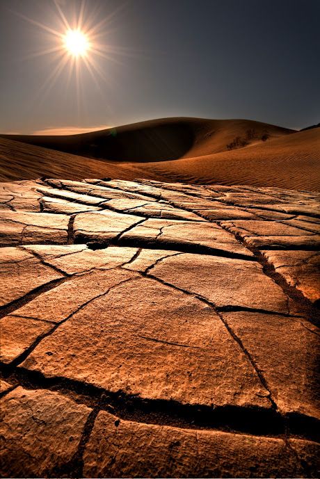Dry Lands Photographer: Colby Brown Desert Scenes Landscapes, Desert Images, Burning Sun, Landscapes Photography, Deserts Of The World, Dry Desert, Deco Wallpaper, Desert Scene, Desert Mountains
