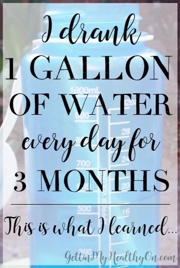 8 perks from drinking 1 gallon of water every day for 3 months. Gallon Water Challenge, Water Drinking Challenge, 1 Gallon Of Water A Day, Drinking Challenges, Water Hydration, Benefits Of Drinking Water, Water Per Day, Not Drinking Enough Water, Drinking Hot Water