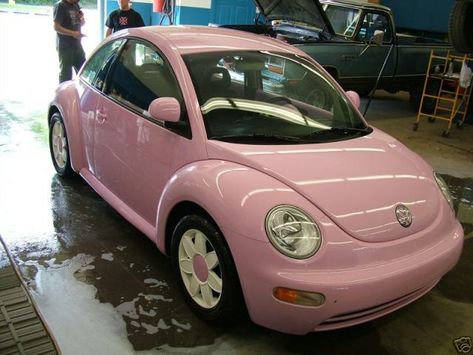 Pink Beetle Car Aesthetic, Pink Vw Beetle Convertible, Pink Vw Beetle Aesthetic, Daisy Rims Beetle, Beetle Car With Daisy Rims, Vw Beetle Pink, Pink Beatles Car, Pink Buggy Car, Aesthetic Beetle Car