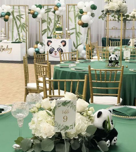 Panda Baby Shower Theme, Frozen Baby Shower, Panda Themed Party, Theme Bapteme, Panda Baby Showers, Panda Decorations, Baby Shower Balloon Arch, Panda Birthday Party, Orange Baby Shower