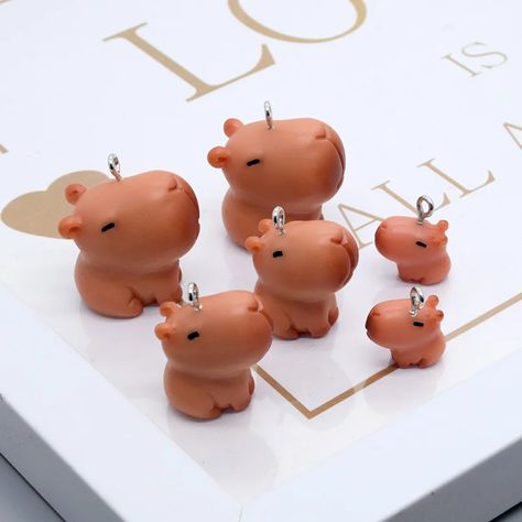 6/10pcs Kawaii Mini 3D Capybara Resin Charms Lovely Lazy Cavy Animal Pendant DIY Crafts For Earring Jewelry Make - AliExpress Cute Clay Capybara, Mini Clay Charms, Polymer Clay Capybara, Capybara Clay Art, Biscuit Earring, 3d Capybara, Clay Crafts Kawaii, Pipe Cleaner Flowers, Clay Keychain