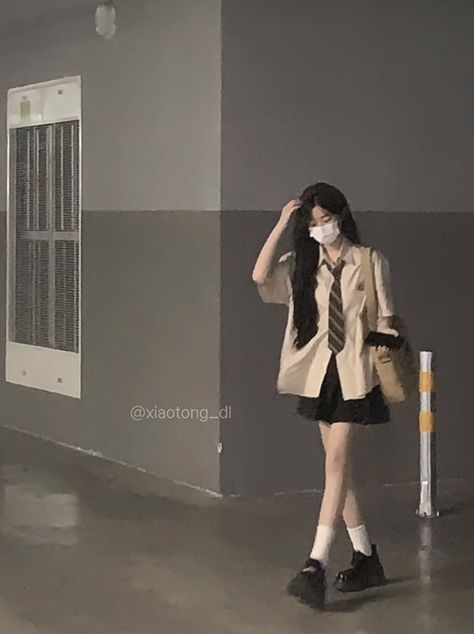 University Outfit Korean, School Girlfriends Aesthetic Outfit, School Girlfriends Aesthetic, School Girlfriend Outfit, Korean University Outfit, Korean Fashion Aesthetic, Tennis Skirt Outfits, Japan Outfits, Korean Summer Outfits