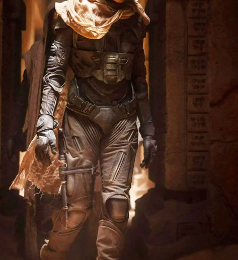 Zendaya In Dune, Dune Wardrobe, Chani Dune Part 2, Dune Outfit Movie, Dune Halloween Costume, Dune Outfits Women, Dune Costume Design, Dune Outfit Inspiration, Dune Inspired Fashion