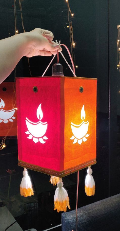 Diwali Special Craft Ideas, Quick Diwali Decorations, Lantern Diy Diwali, Diy Diwali Lamp, Diwali Diy Lanterns, Diy Lantern For Diwali, Diwali Related Craft, Diwali Diy Ideas, Diy Lanterns For Diwali