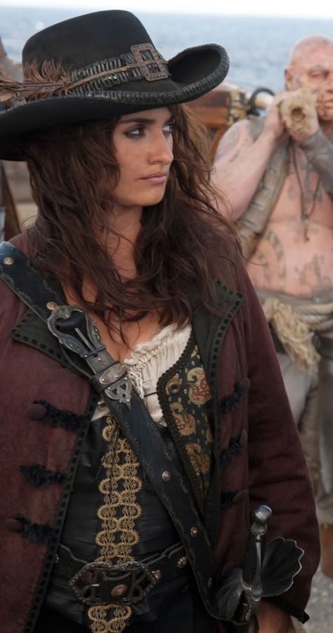 Captain Jack, Pirate Cosplay, On Stranger Tides, Pirate Queen, Pirate Halloween, Black Sails, Pirate Woman, Captain Jack Sparrow, Pirate Costume
