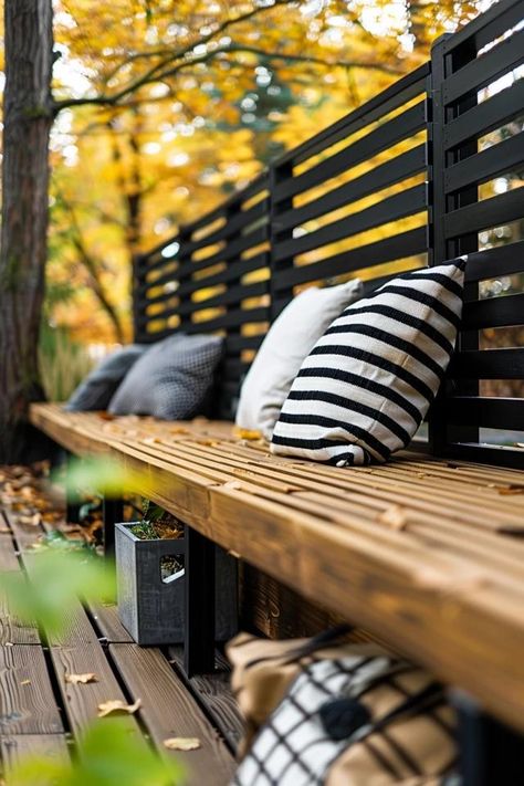 Creative Deck Benches Ideas for Outdoor Bliss Privacy Fence With Bench Seating, Composite Deck Bench, Built In Seating Deck, Deck With Seating Built Ins, Diy Outdoor Bench Seat, Deck Bench Seating With Back, Pool Bench Seating, Deck Seating Ideas Built Ins, Built In Deck Bench