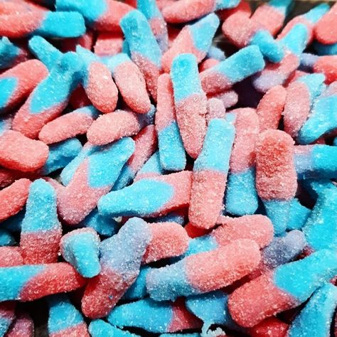 Gluten Free Sweets, Sweet Business, Rainbow Sweets, Sweets Party, Freeze Dried Candy, Dried Candy, Pastel Candy, Rose Bleu, Sour Candy