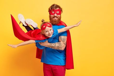 Superhero Photoshoot, Superhero Duos, Tattoo Kids, Traveling Pregnant, Poses Idea, Funny Dog Jokes, Superhero Family, Dad Pictures, Family Tattoo