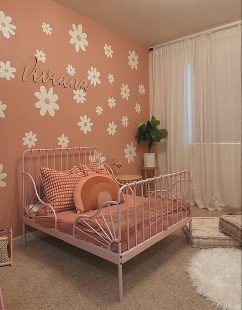 Lankybox Bedroom, Little Baby Girl Room Decorating Ideas, Toddler Girl Bedroom Flowers, Little Toddler Girl Bedroom, Toddler Girl Bedroom Themes Flowers, Toddlers Girls Bedroom Ideas, Little Room Girls Small Spaces, 2 Year Girl Bedroom Ideas, Flower Wall Kids Room