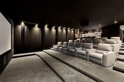 Luxury Movie Theater, Decorate Cubicle, Luxury Home Cinema Room, Theatre Room Ideas, Luxurious Bathrooms, Movie Theater Rooms, Home Decor Ideas Bedroom, Home Theater Room Design, Theater Room Design