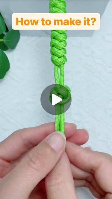 Jewellery Making, Arts And Crafts, Paracord Bracelet Diy, Making Videos, Paracord Bracelet, Bracelet Diy, Bracelet Handmade, Paracord, Diy Craft