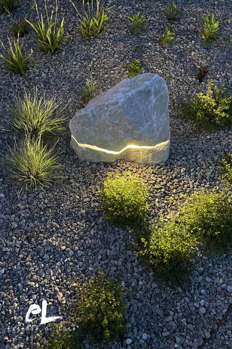 Natural Yard Landscaping, Yard Lighting Ideas, Light Design Ideas, Natural Stone Garden, Design In Nature, Landscape Lighting Ideas, Outdoor Garden Lights, Garden Lighting Ideas, Nature Technology