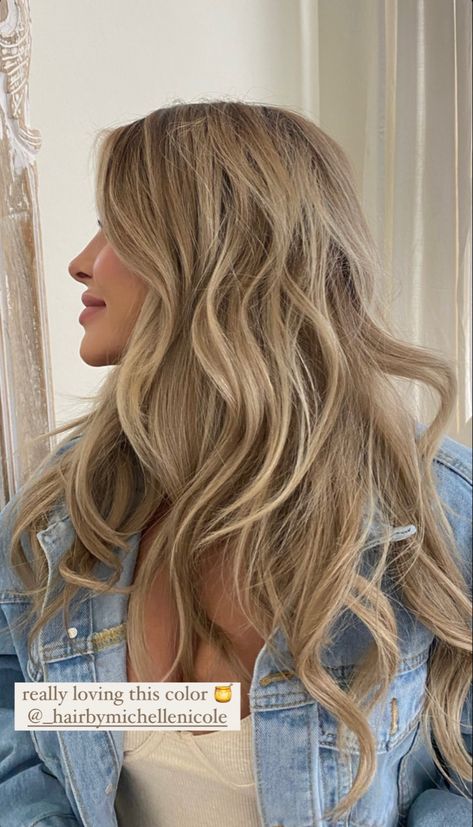 Was Sind Curtain Bangs, Sind Curtain Bangs, Sandy Blonde Hair, Beige Blonde Hair, Summer Blonde Hair, Dark Blonde Hair Color, Beige Hair, Vlasové Trendy, Golden Blonde Hair