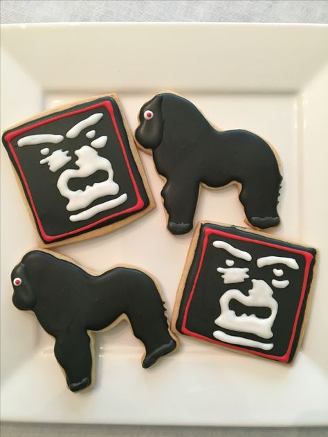 King Kong cookies Gorilla Cookies Decorated, King Kong Party Ideas, Godzilla Party, King Kong Skull Island, Island Birthday, Cookie Birthday, Don King, Godzilla Birthday, Peanuts Birthday