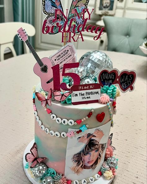 Got to make another Taylor Swift themed birthday cake♥️ #taylorswiftcake Taylor Swift Bday Cake Ideas, Eras Cake Taylor Swift, 15 Taylor Swift Cake, Taylor Swift Red Cake, Taylor Swift 16th Birthday Cake, Taylor Swift Themed Birthday Cake, Festa Taylor Swift, Taylor Swift Cakes Birthday, Taylor Swift Birthday Cake Ideas
