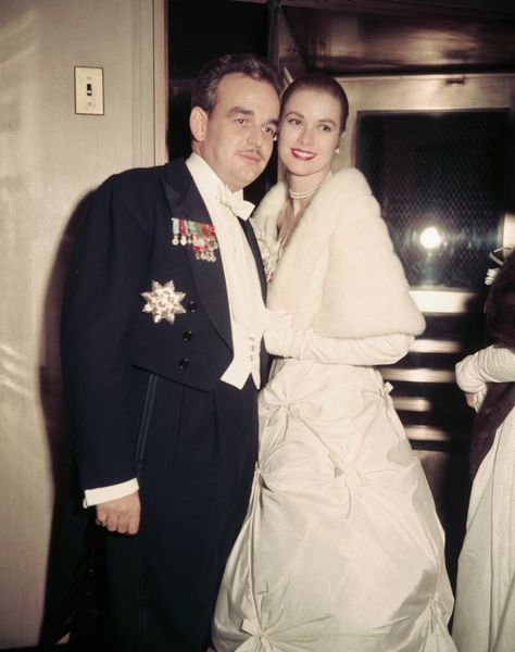 Grace Kelly and Prince Rainier of Monaco Camille Gottlieb, Princess Grace Of Monaco, Grace Of Monaco, Grace Kelly Style, Andrea Casiraghi, Kelly Monaco, Princesa Carolina, Pringle Of Scotland, Princess Grace Kelly